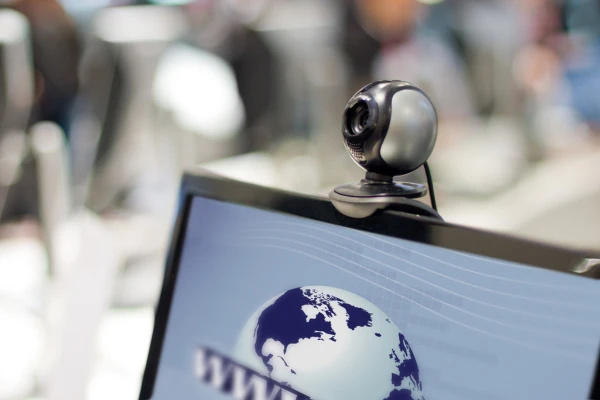 Transformez Votre Téléphone en Webcam pour PC